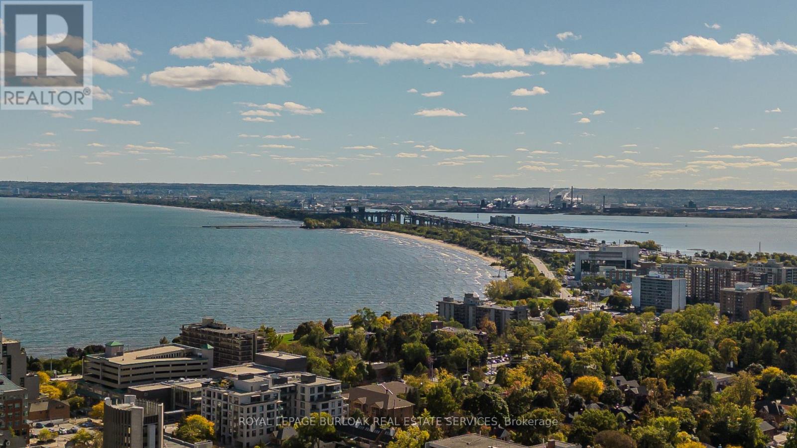 401 - 2025 Maria Street, Burlington, Ontario  L7R 0E9 - Photo 2 - W12904112