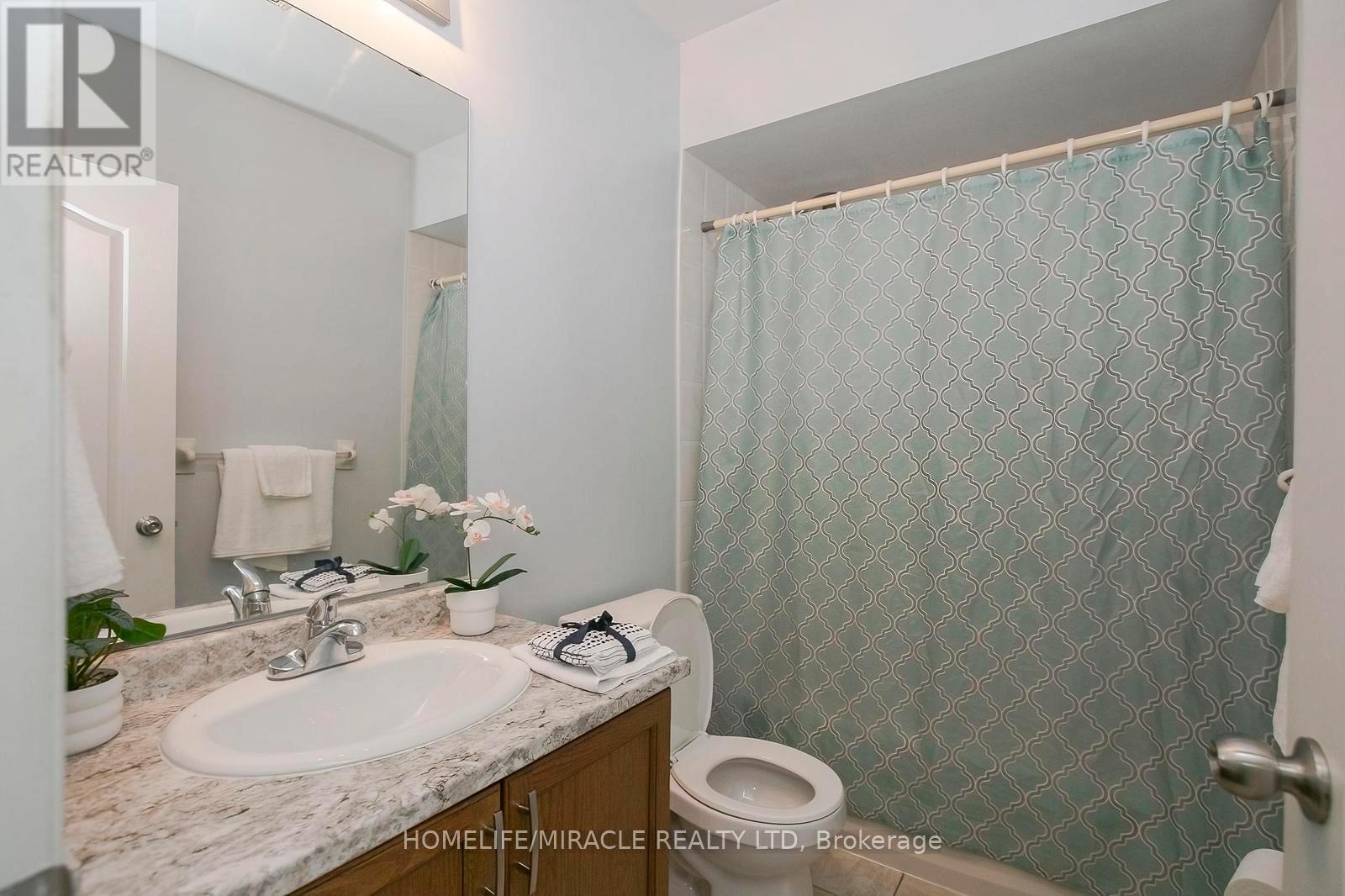 45 Vintage Gate, Brampton, Ontario  L6X 5C3 - Photo 15 - W12904136