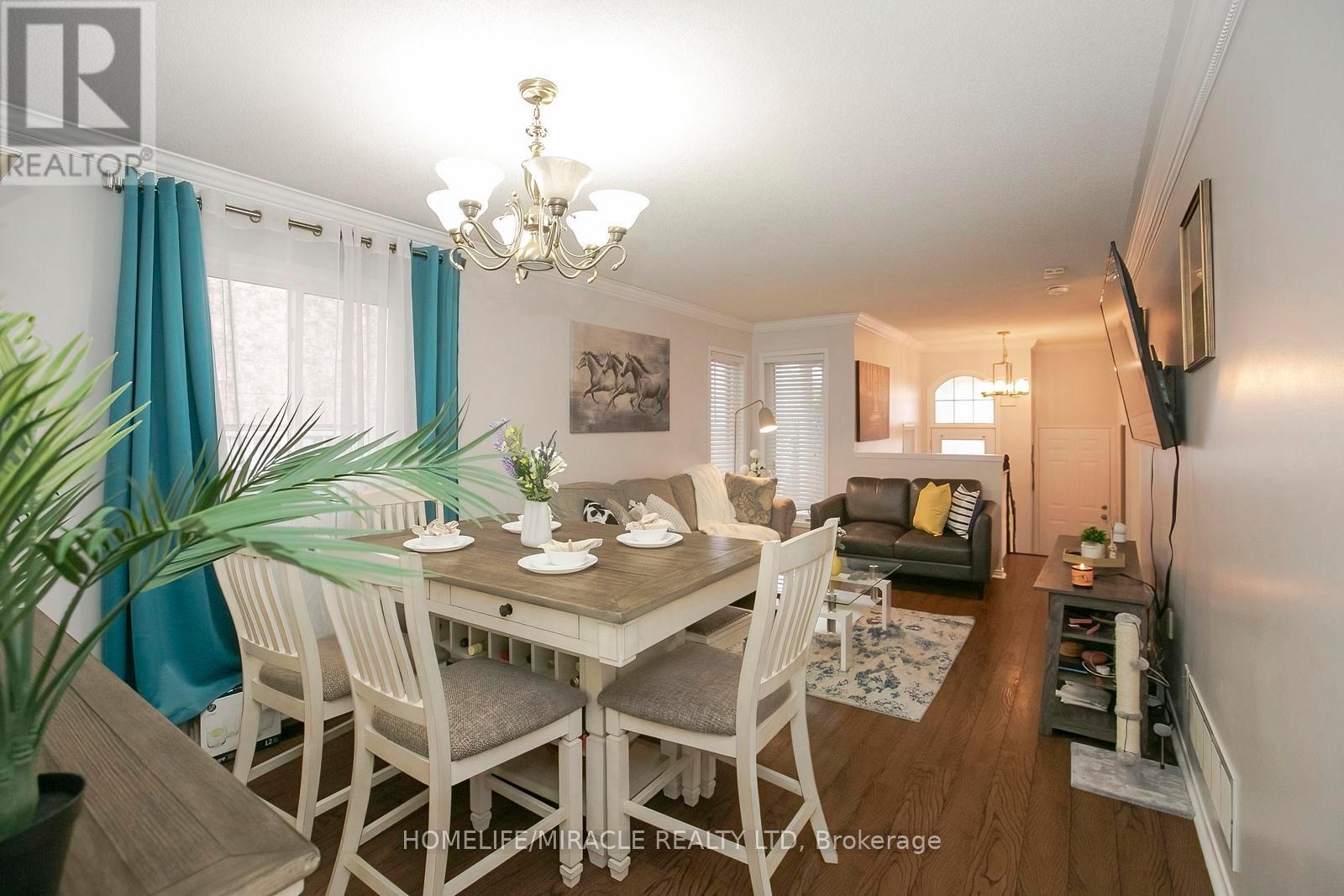 45 Vintage Gate, Brampton, Ontario  L6X 5C3 - Photo 4 - W12904136