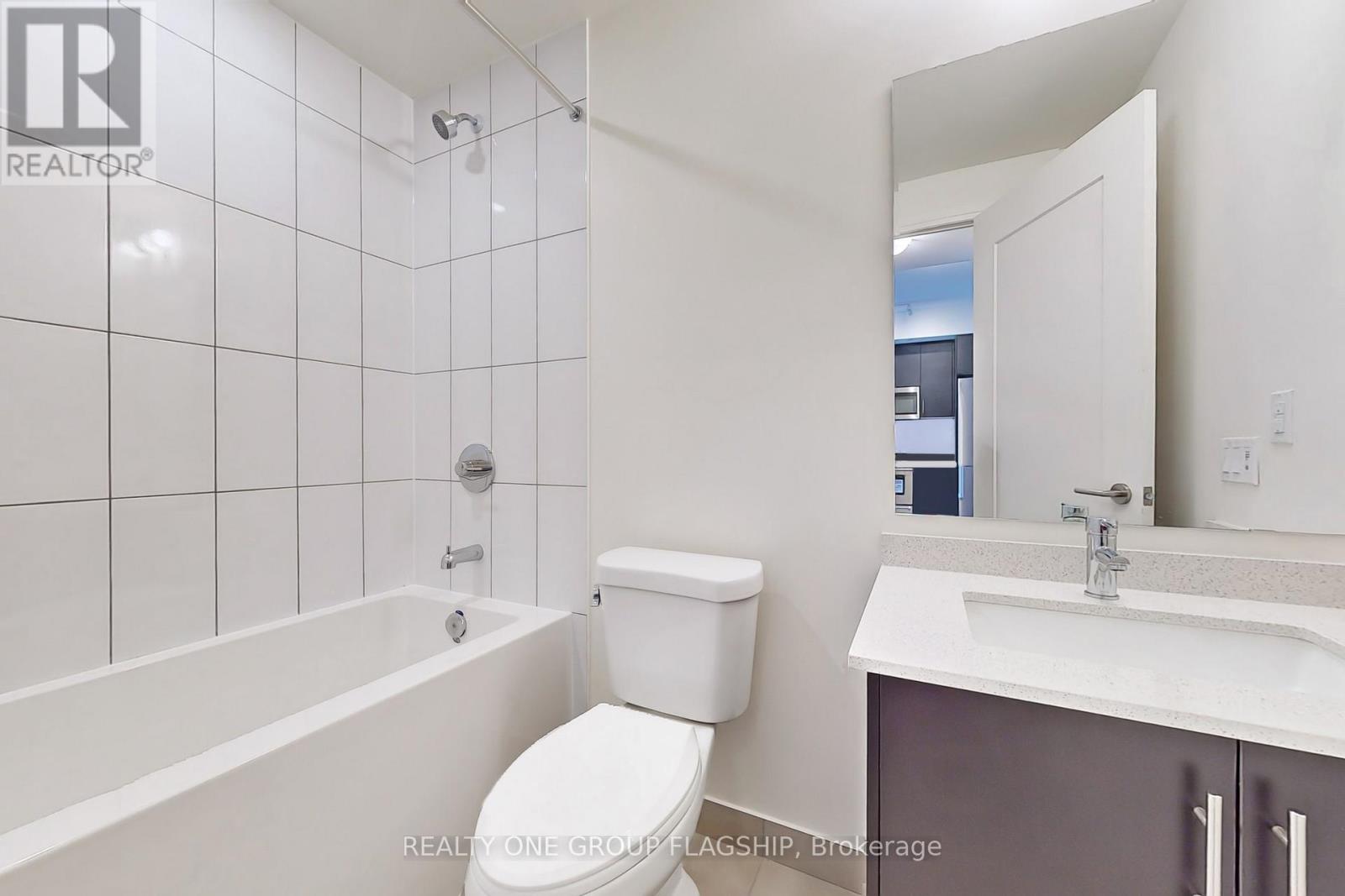 410 - 509 Dundas Street E, Oakville, Ontario  L6M 5P4 - Photo 16 - W12904144