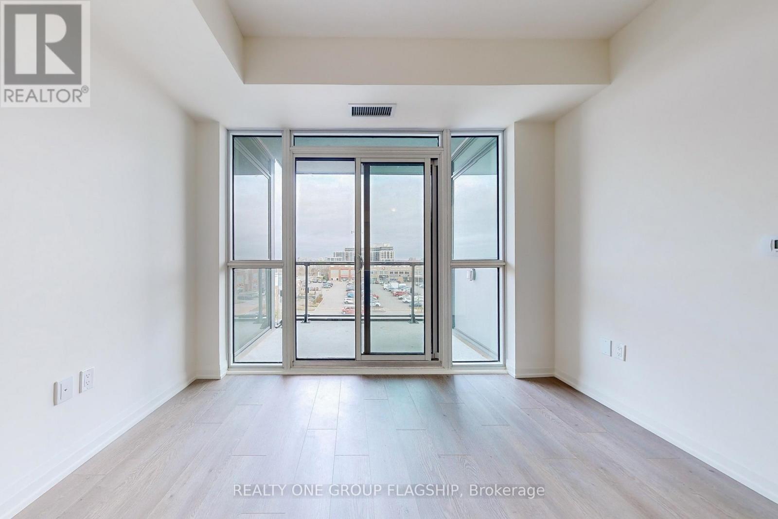 410 - 509 Dundas Street E, Oakville, Ontario  L6M 5P4 - Photo 7 - W12904144