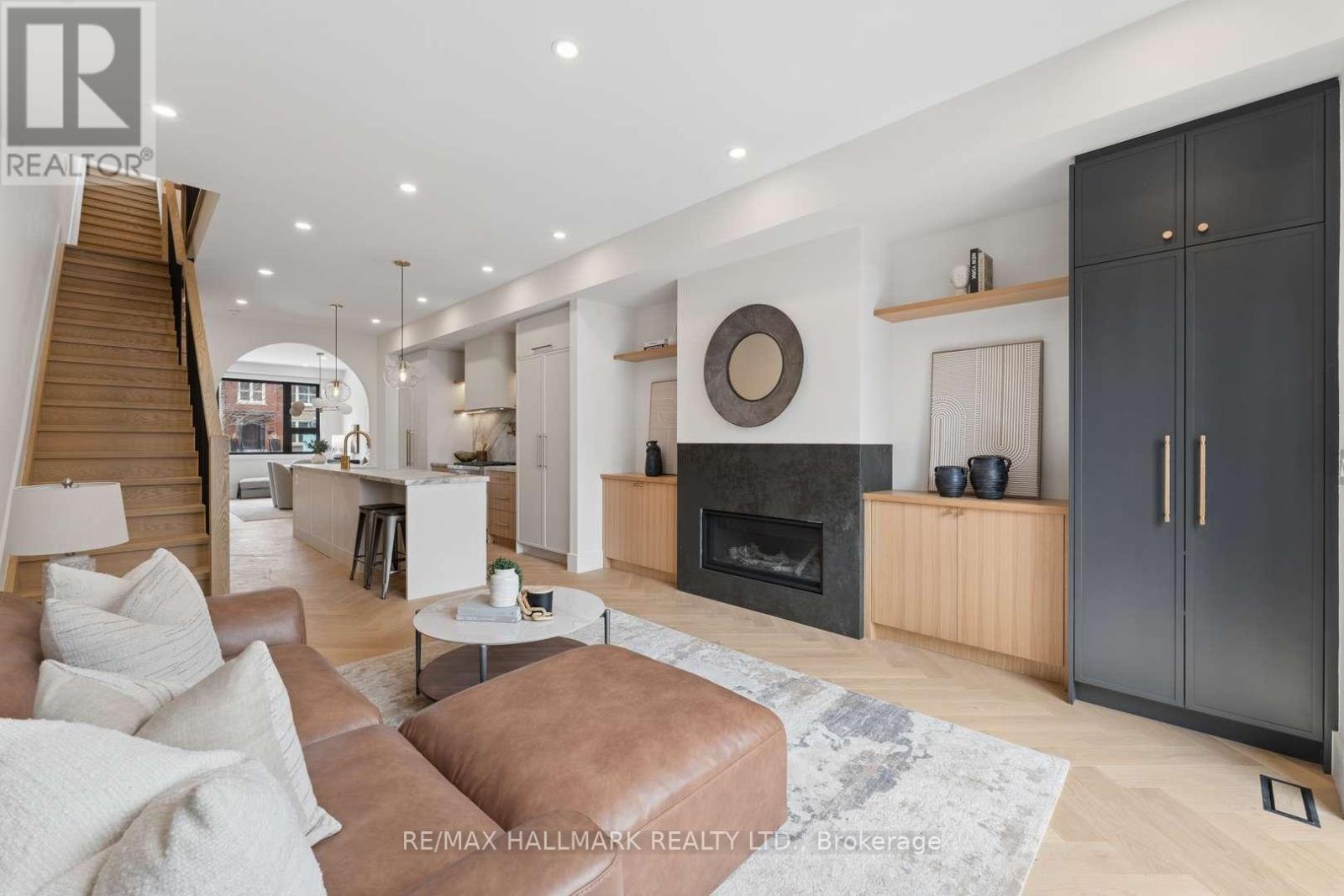 73a Garden Avenue, Toronto, Ontario  M6R 1H8 - Photo 10 - W12904160