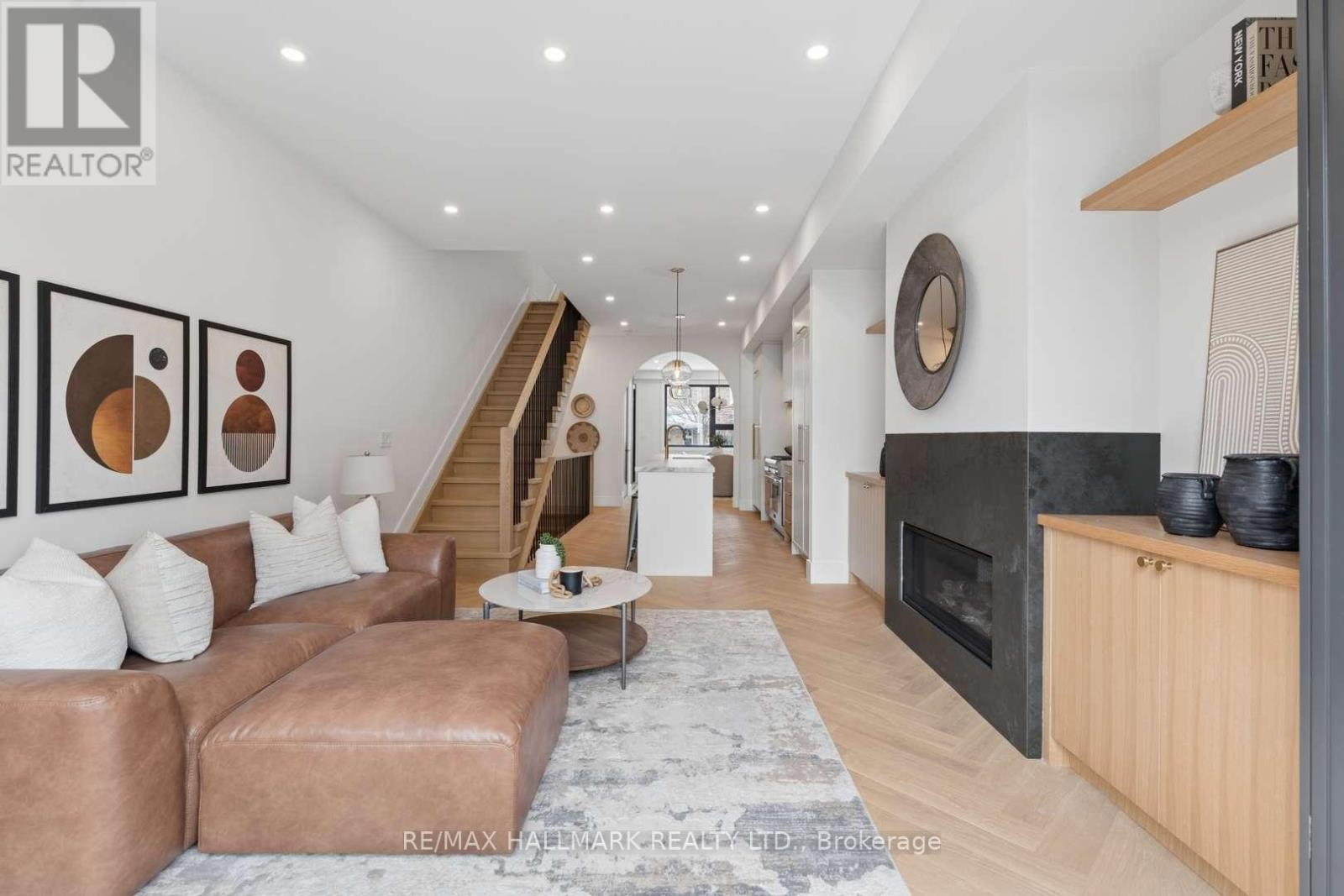 73a Garden Avenue, Toronto, Ontario  M6R 1H8 - Photo 11 - W12904160