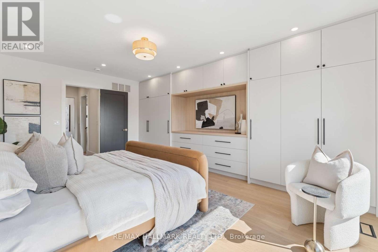 73a Garden Avenue, Toronto, Ontario  M6R 1H8 - Photo 14 - W12904160