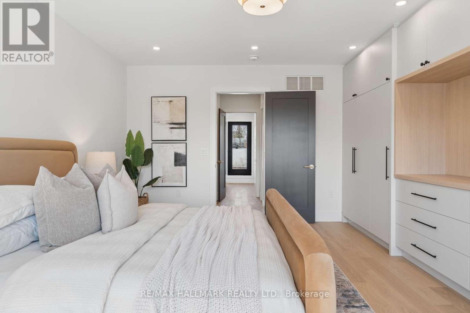 73a Garden Avenue, Toronto, Ontario  M6R 1H8 - Photo 15 - W12904160