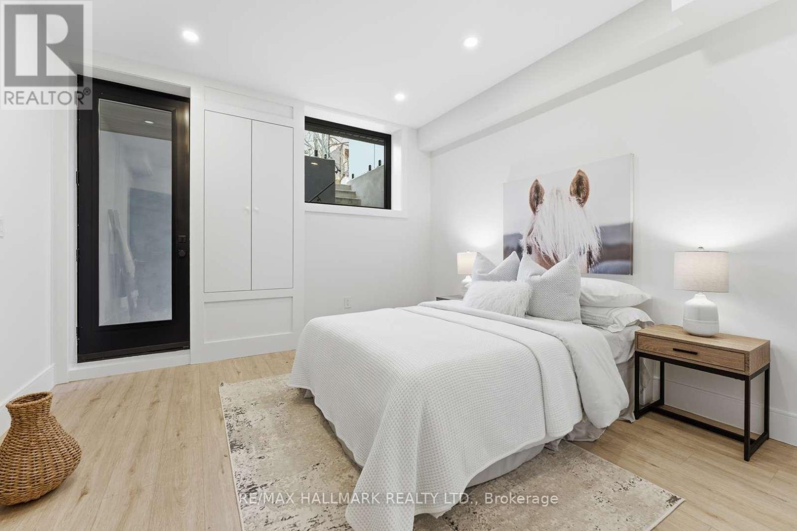 73a Garden Avenue, Toronto, Ontario  M6R 1H8 - Photo 29 - W12904160