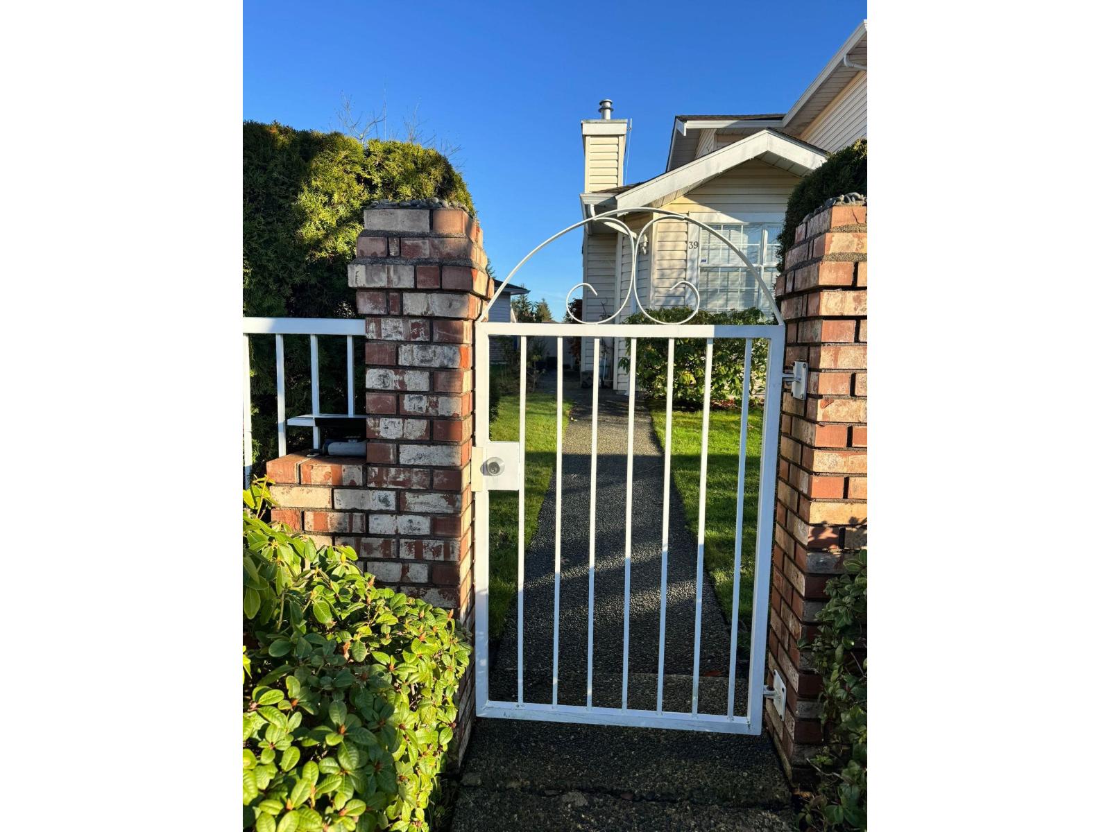 39 9168 Fleetwood Way, Surrey, British Columbia  V3R 0P1 - Photo 38 - R3080505