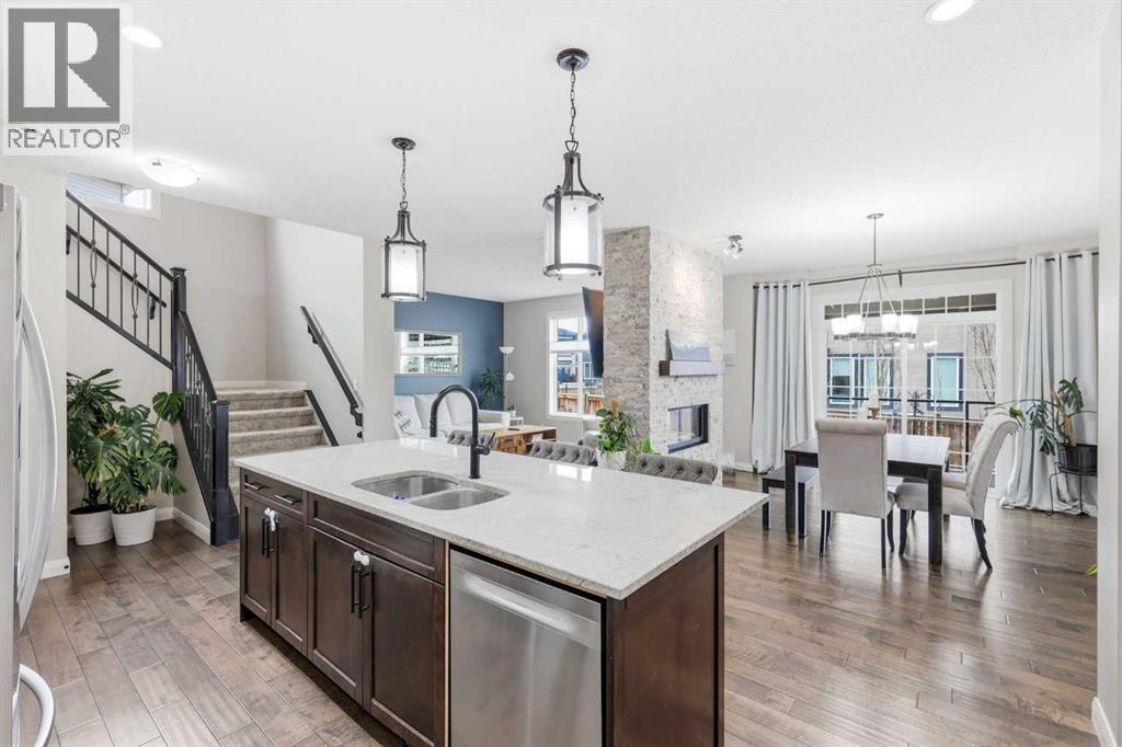 113 Kinniburgh Way, Chestermere, Alberta  T1X 0R8 - Photo 14 - A2294516