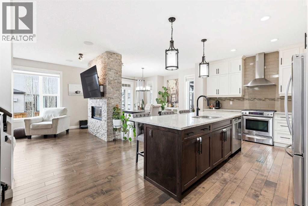 113 Kinniburgh Way, Chestermere, Alberta  T1X 0R8 - Photo 7 - A2294516