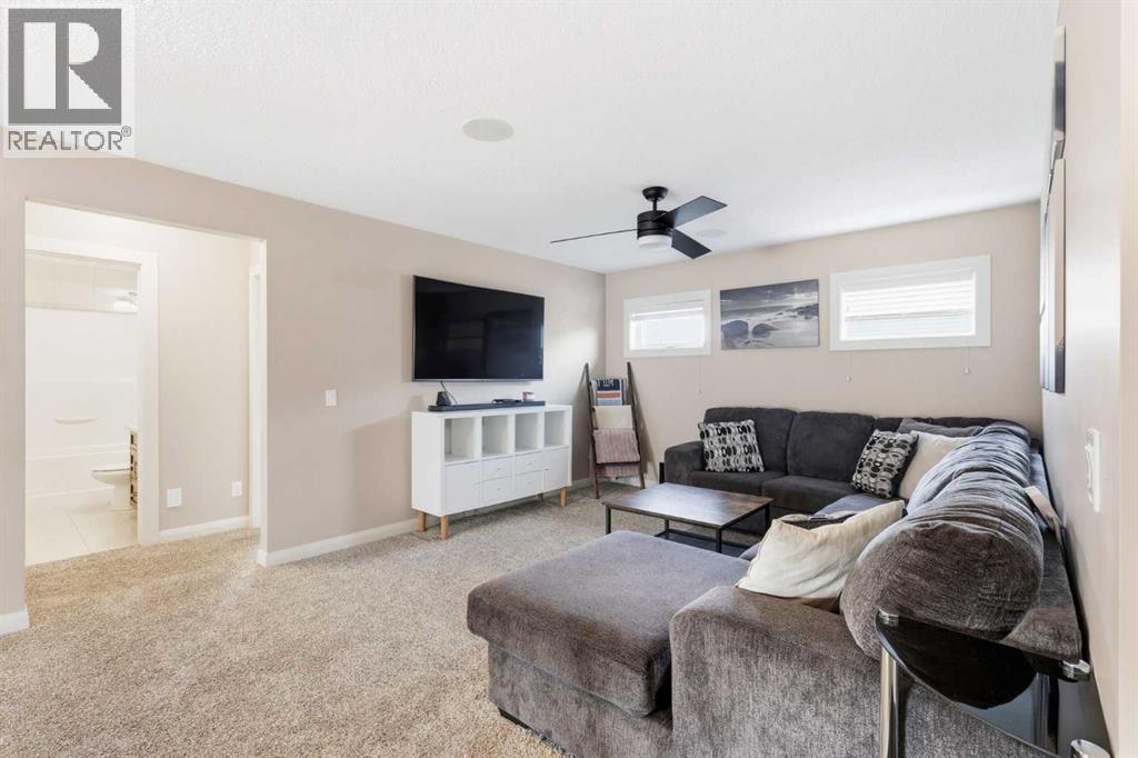 113 Kinniburgh Way, Chestermere, Alberta  T1X 0R8 - Photo 25 - A2294516