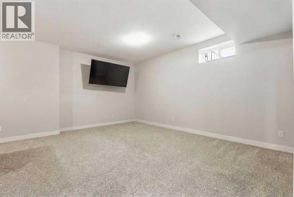 113 Kinniburgh Way, Chestermere, Alberta  T1X 0R8 - Photo 39 - A2294516