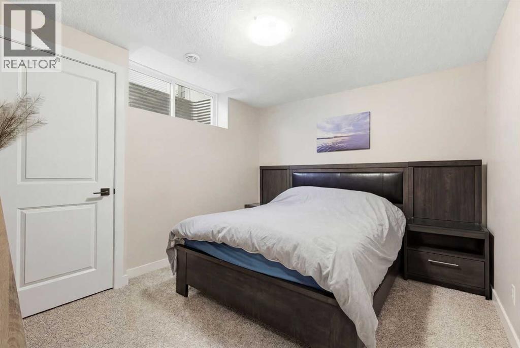 113 Kinniburgh Way, Chestermere, Alberta  T1X 0R8 - Photo 40 - A2294516