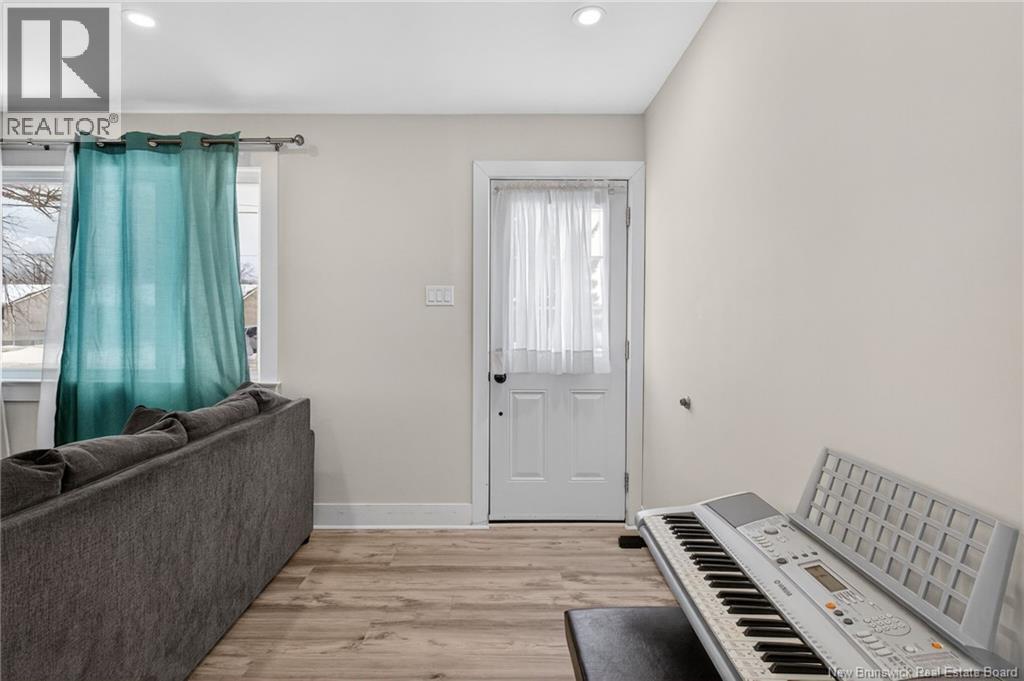 204-206 Sumner, Moncton, New Brunswick  E1C 8A7 - Photo 10 - NB135506