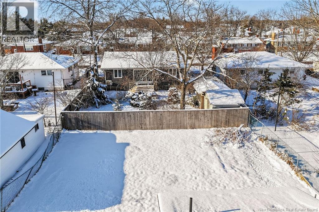 204-206 Sumner, Moncton, New Brunswick  E1C 8A7 - Photo 3 - NB135506