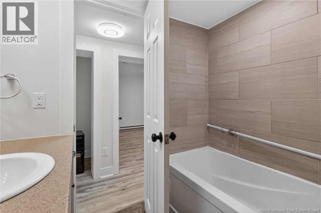 204-206 Sumner, Moncton, New Brunswick  E1C 8A7 - Photo 30 - NB135506
