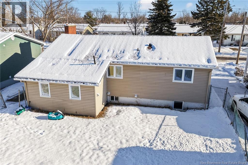 204-206 Sumner, Moncton, New Brunswick  E1C 8A7 - Photo 4 - NB135506