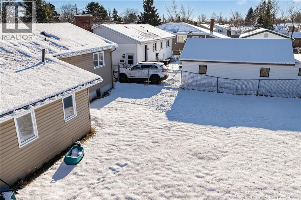 204-206 Sumner, Moncton, New Brunswick  E1C 8A7 - Photo 7 - NB135506