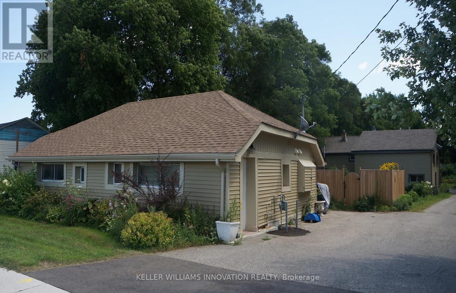 87-93 North Town Line W, Ingersoll, Ontario  N5C 2S6 - Photo 2 - X12904098