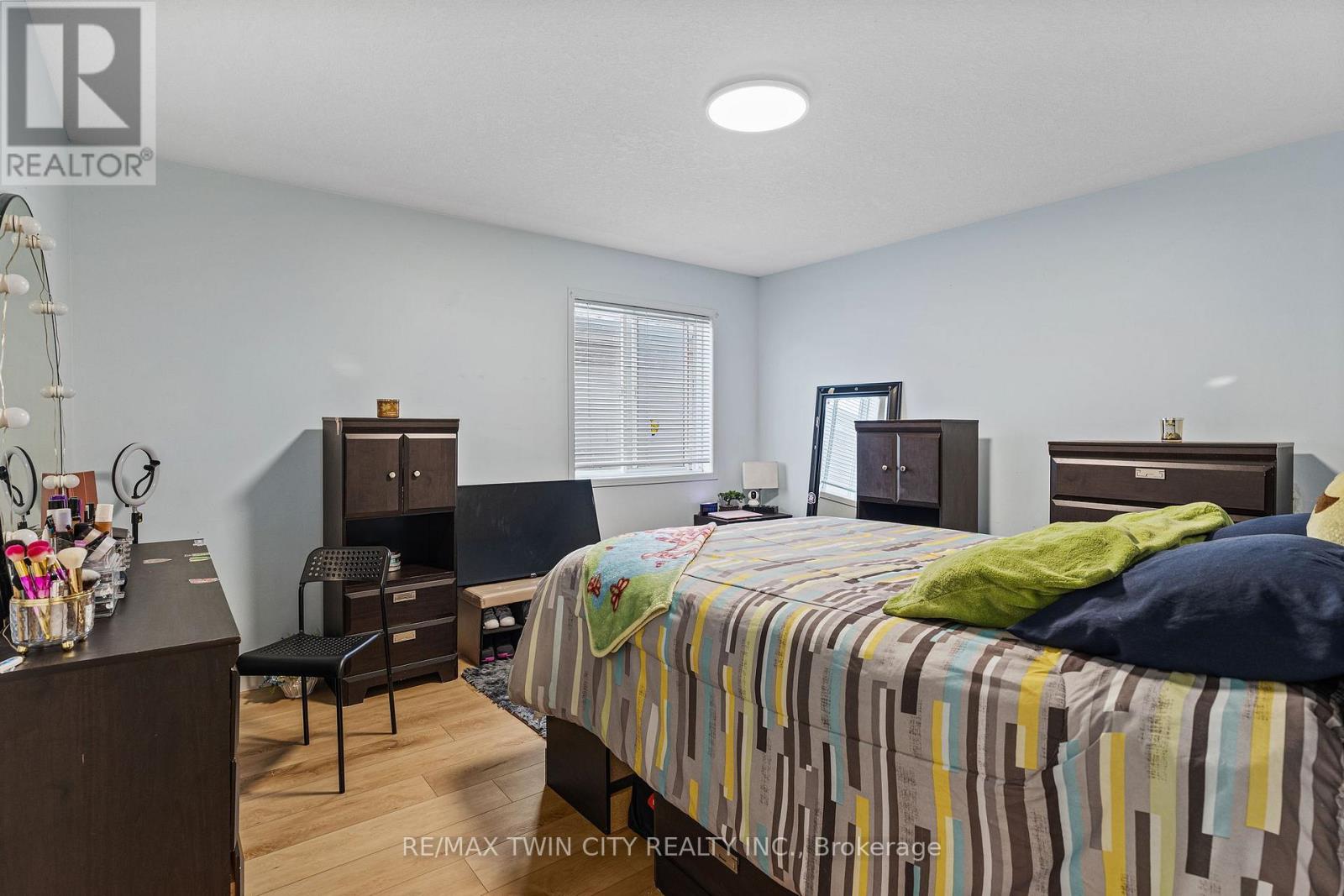 70 Blackburn Drive, Brantford, Ontario  N3T 6R9 - Photo 36 - X12904156