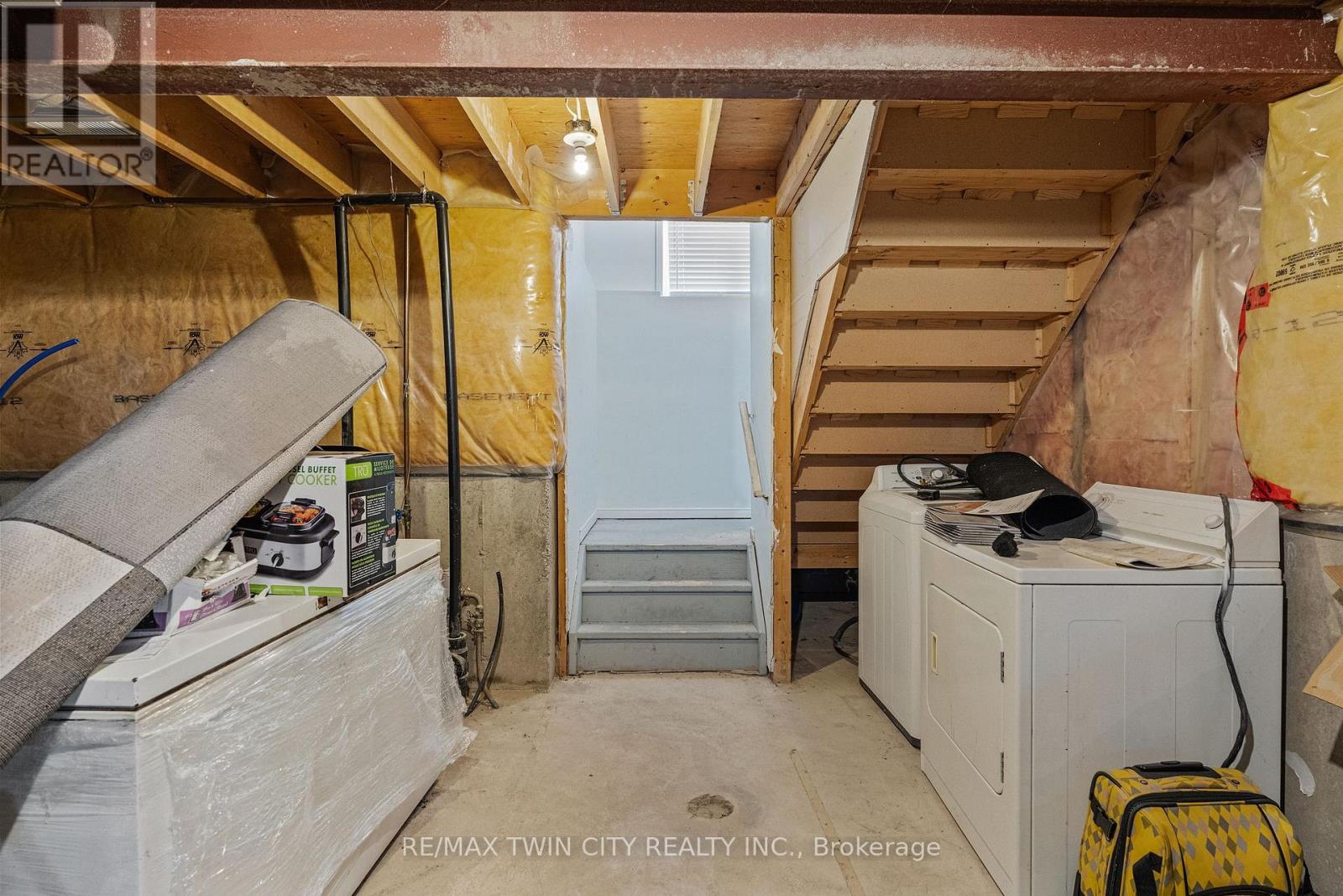 70 Blackburn Drive, Brantford, Ontario  N3T 6R9 - Photo 38 - X12904156