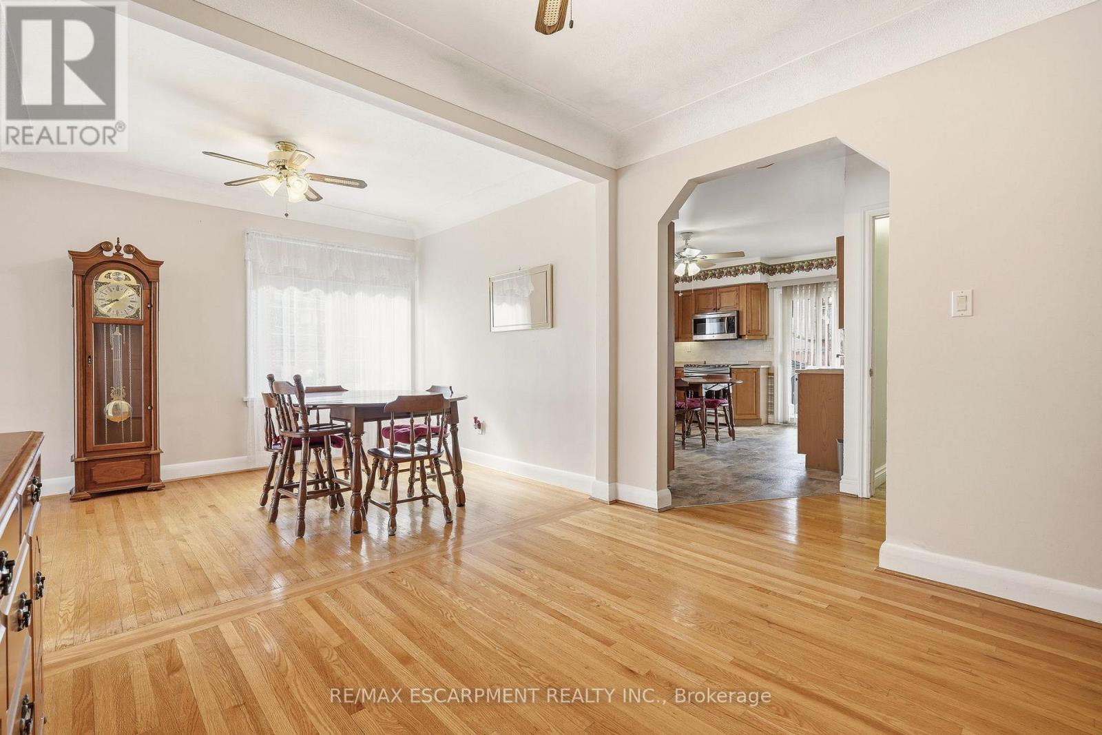 192 Ewen Road, Hamilton, Ontario  L8S 3C9 - Photo 11 - X12904166