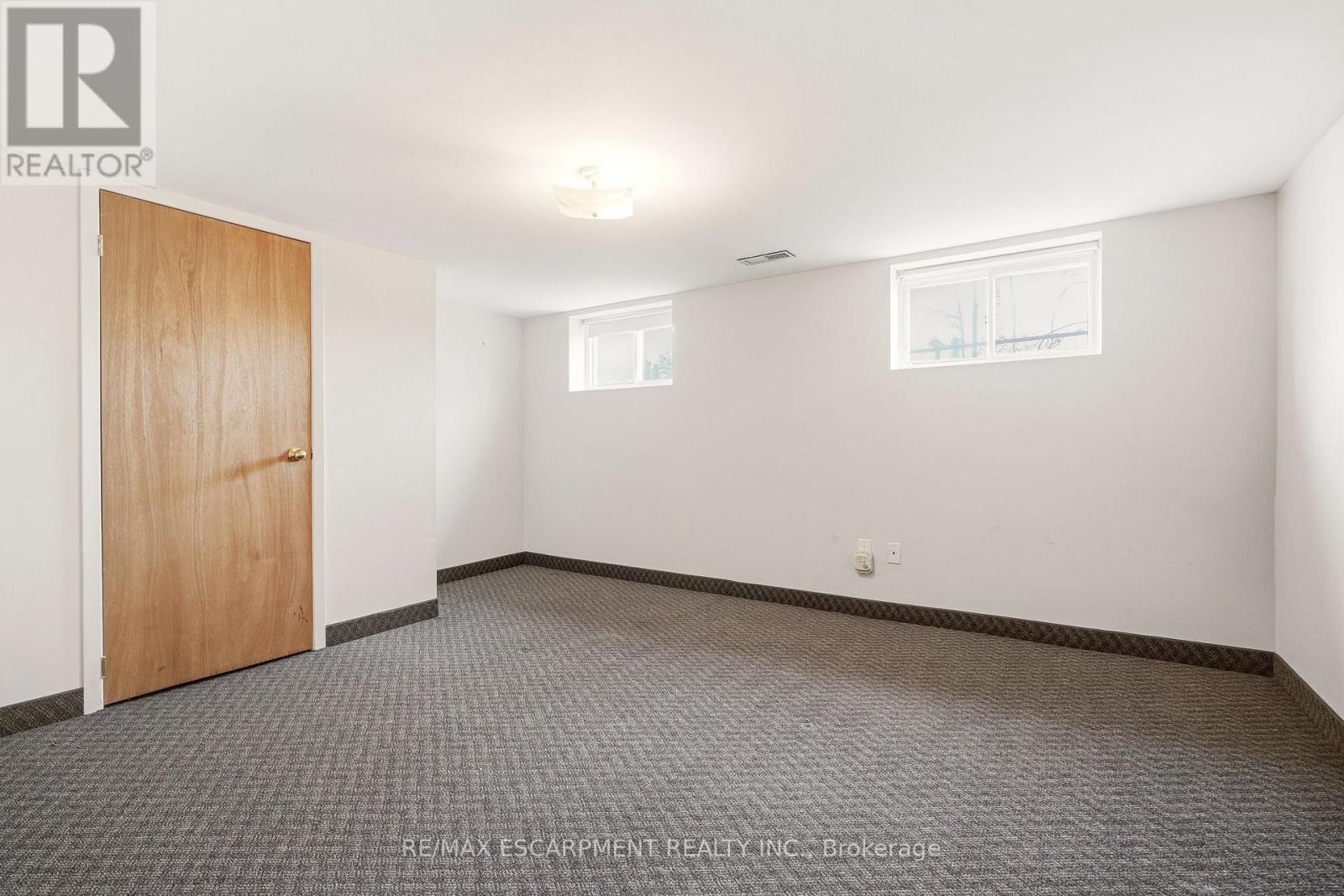 192 Ewen Road, Hamilton, Ontario  L8S 3C9 - Photo 35 - X12904166