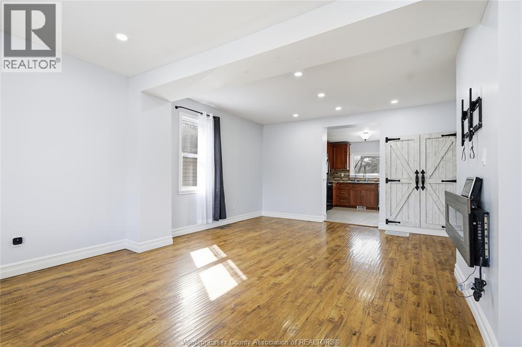 1535 Rossini, Windsor, Ontario N8Y 3A1 - Photo 11 - 26005835