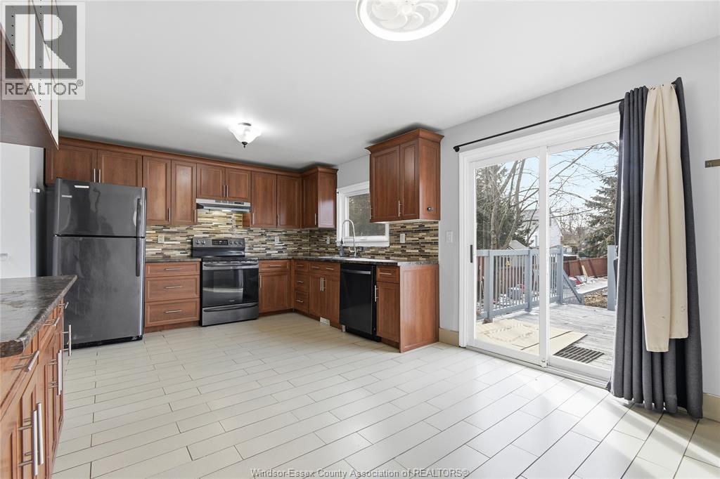 1535 Rossini, Windsor, Ontario N8Y 3A1 - Photo 15 - 26005835