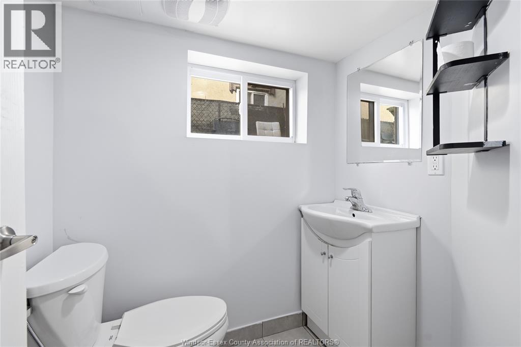 1535 Rossini, Windsor, Ontario N8Y 3A1 - Photo 28 - 26005835