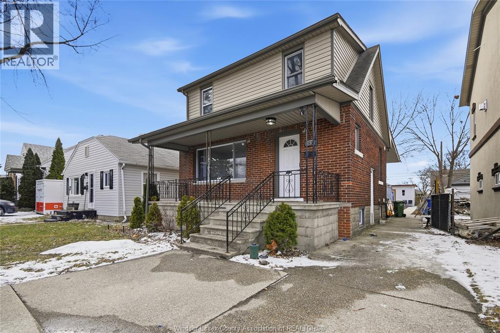 1535 Rossini, Windsor, Ontario N8Y 3A1 - Photo 3 - 26005835