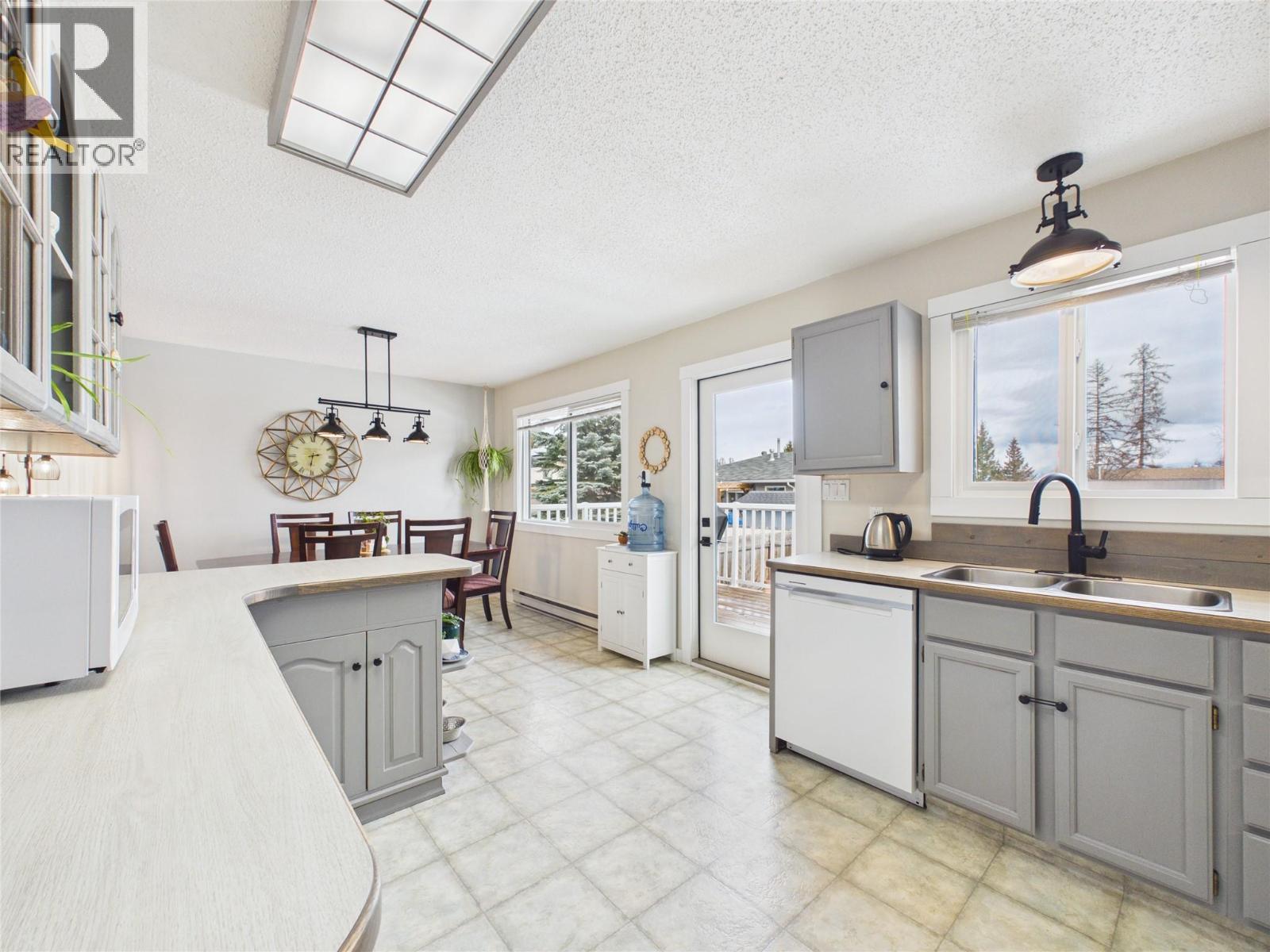 410 Alpine Crescent, Kimberley, British Columbia V1A 3B3 - Photo 15 - 10379650