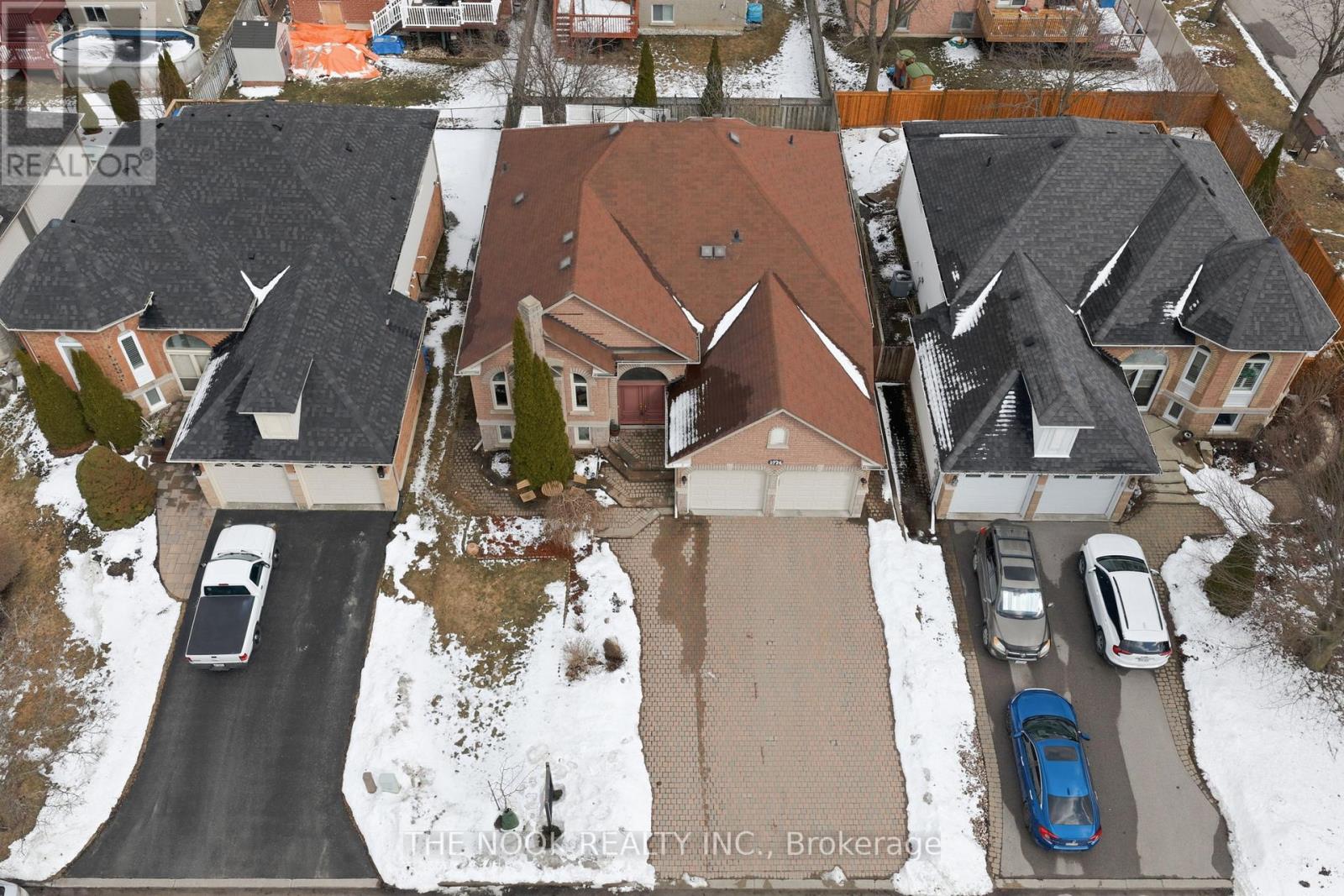 1724 Edenwood Drive, Oshawa, Ontario  L1G 7Y5 - Photo 2 - E12904278