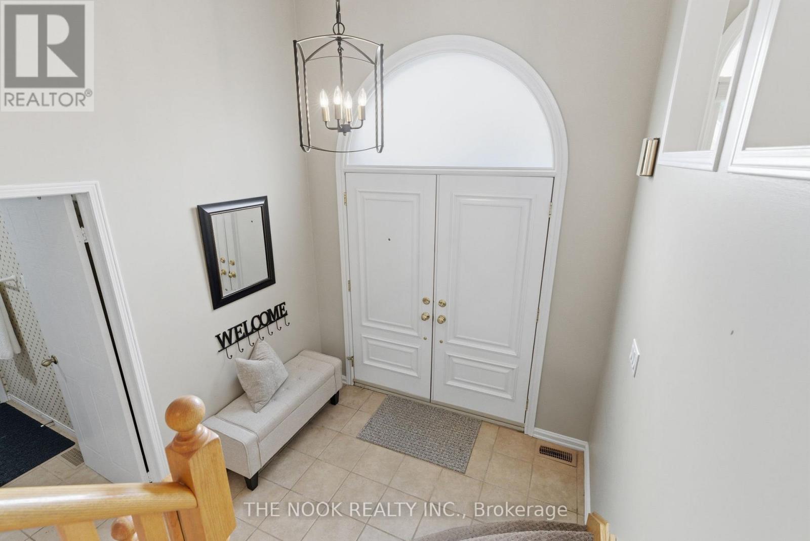 1724 Edenwood Drive, Oshawa, Ontario  L1G 7Y5 - Photo 3 - E12904278