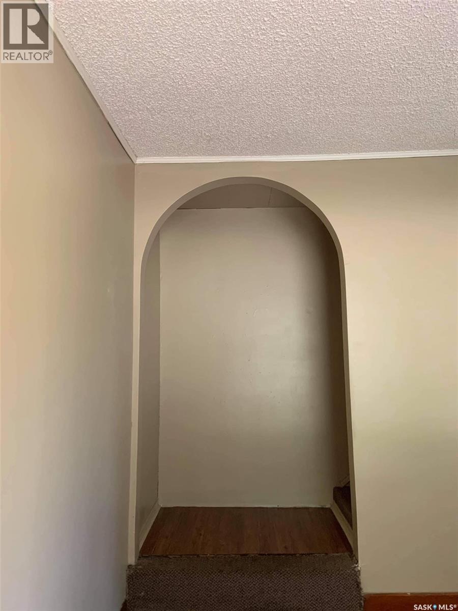 202 1st Avenue Nw, Preeceville, Saskatchewan  S0A 3B0 - Photo 19 - SK030155