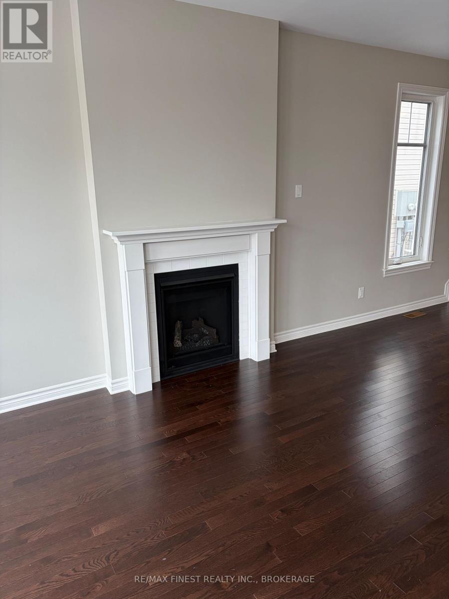 1342 Demers Avenue, Kingston, Ontario  K7M 0H7 - Photo 5 - X12904296