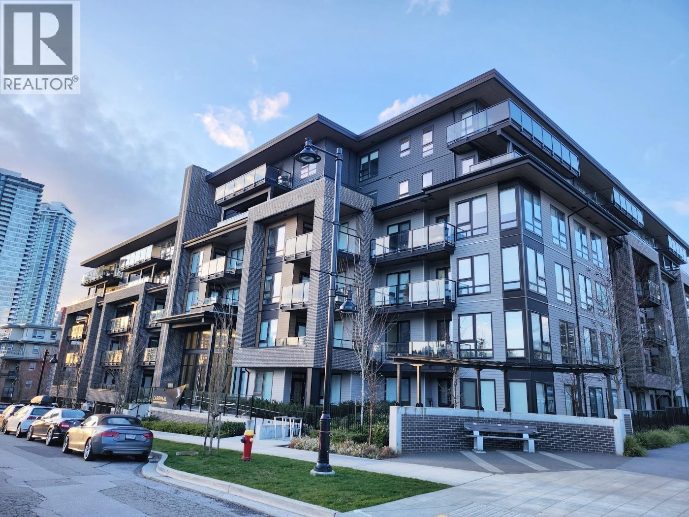 111 615 COTTONWOOD AVENUE, Coquitlam, British Columbia