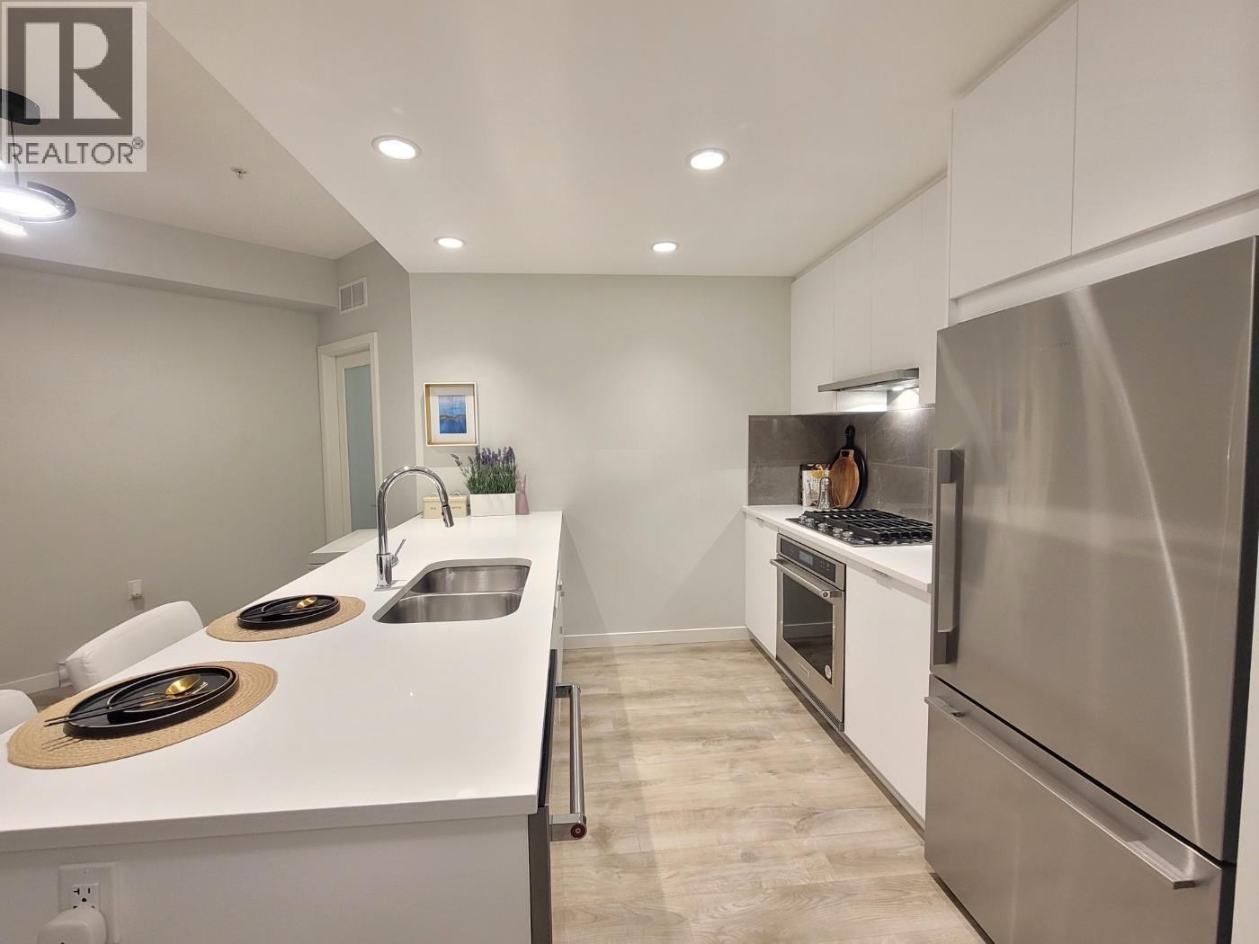 111 615 Cottonwood Avenue, Coquitlam, British Columbia  V3J 0N4 - Photo 9 - R3097690