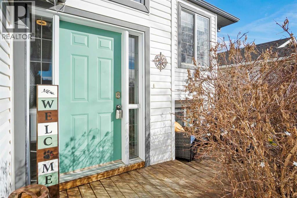 308 Carriage Lane Drive, Carstairs, Alberta  T0M 0N0 - Photo 2 - A2294147