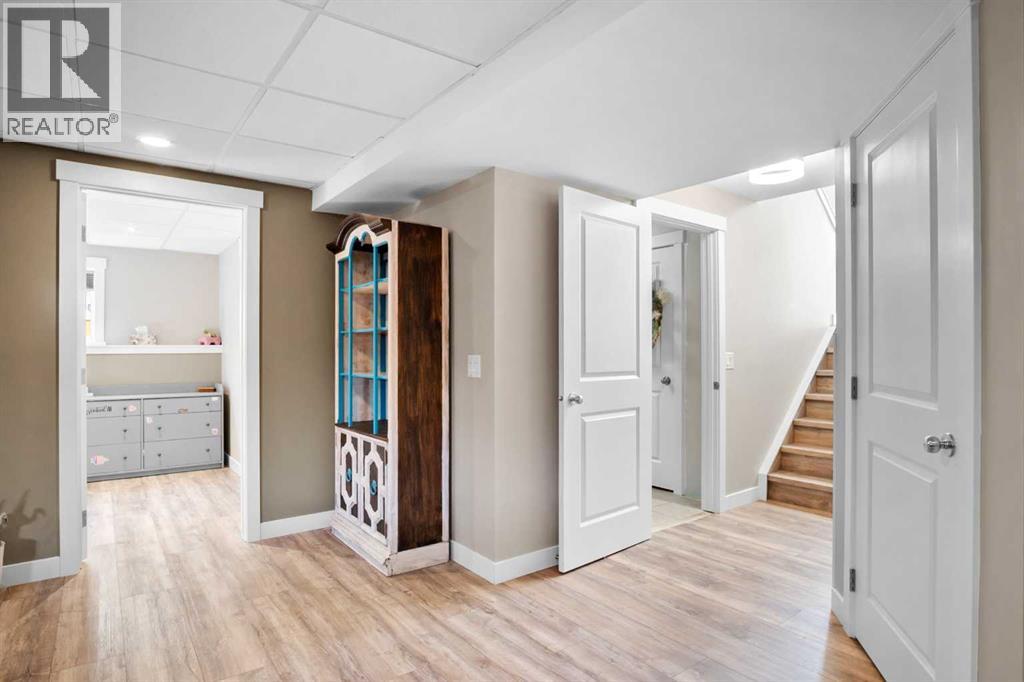 308 Carriage Lane Drive, Carstairs, Alberta  T0M 0N0 - Photo 21 - A2294147
