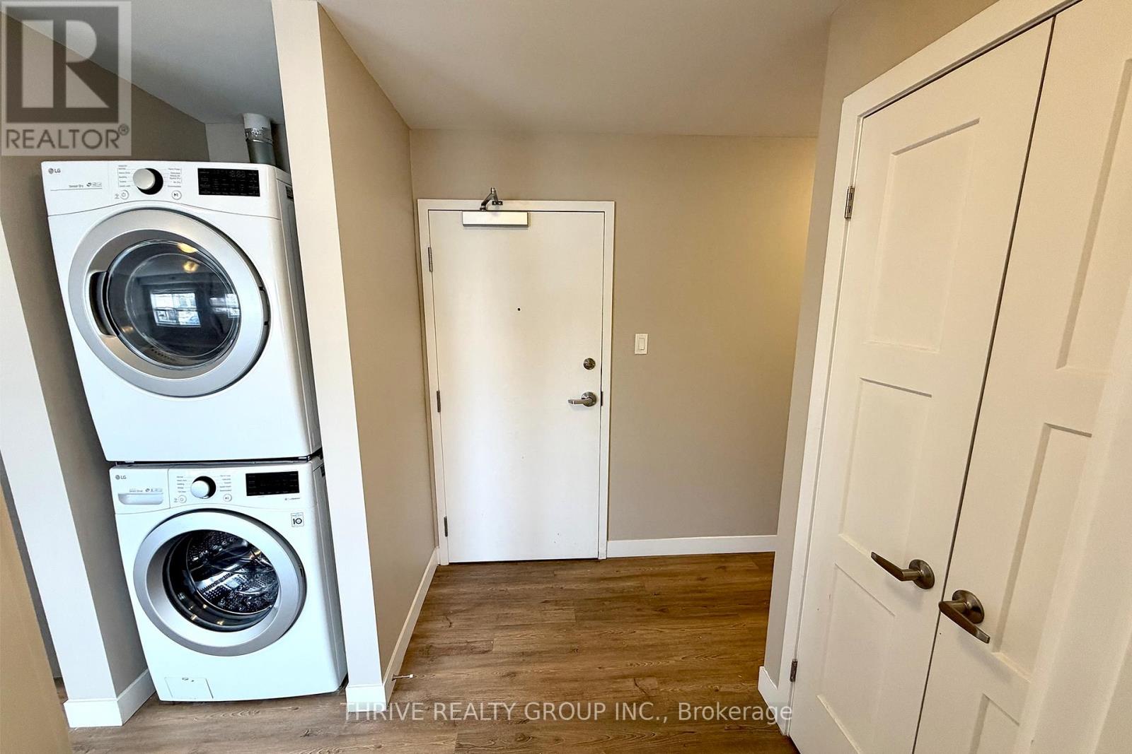 202 - 1277 Commissioners Road W, London South, Ontario  N6K 1C9 - Photo 4 - X12904230