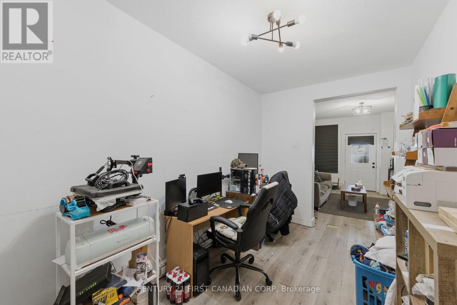 534 Hill Street, London East, Ontario  N6B 1E7 - Photo 10 - X12904298