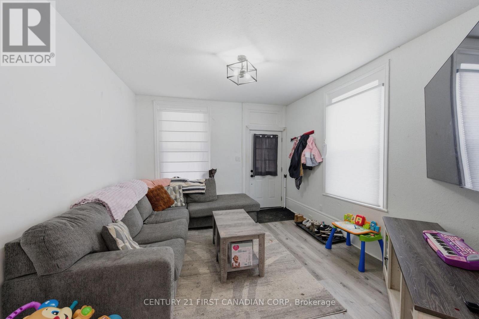 534 Hill Street, London East, Ontario  N6B 1E7 - Photo 27 - X12904298