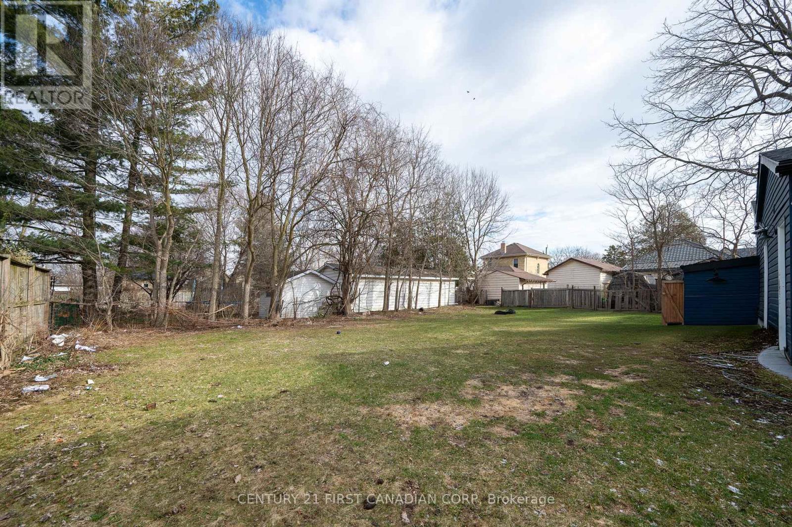 534 Hill Street, London East, Ontario  N6B 1E7 - Photo 34 - X12904298