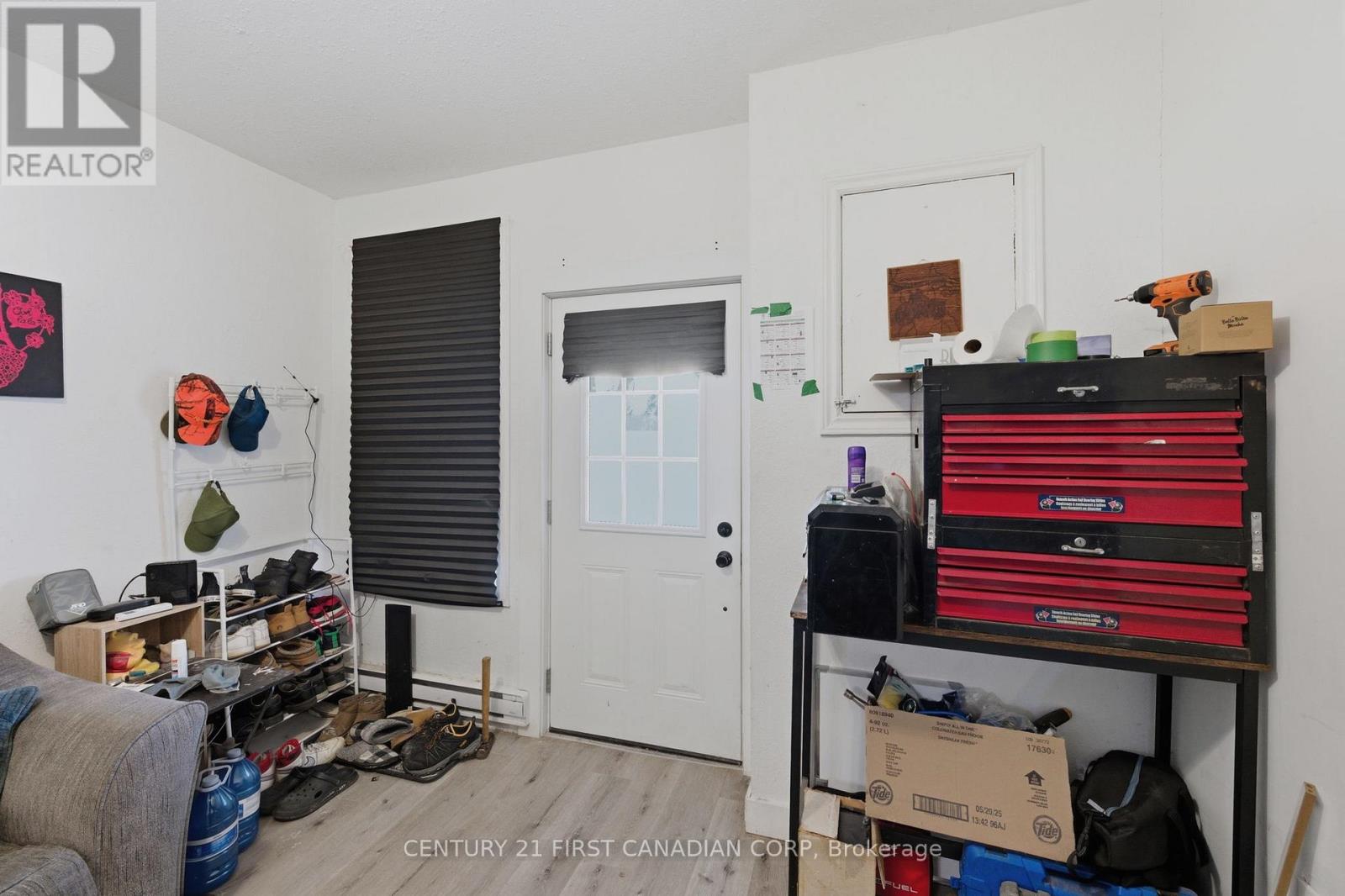 534 Hill Street, London East, Ontario  N6B 1E7 - Photo 5 - X12904298