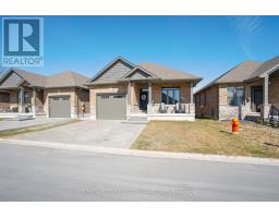 19 - 159 COLLINS WAY, Strathroy-Caradoc, Ontario