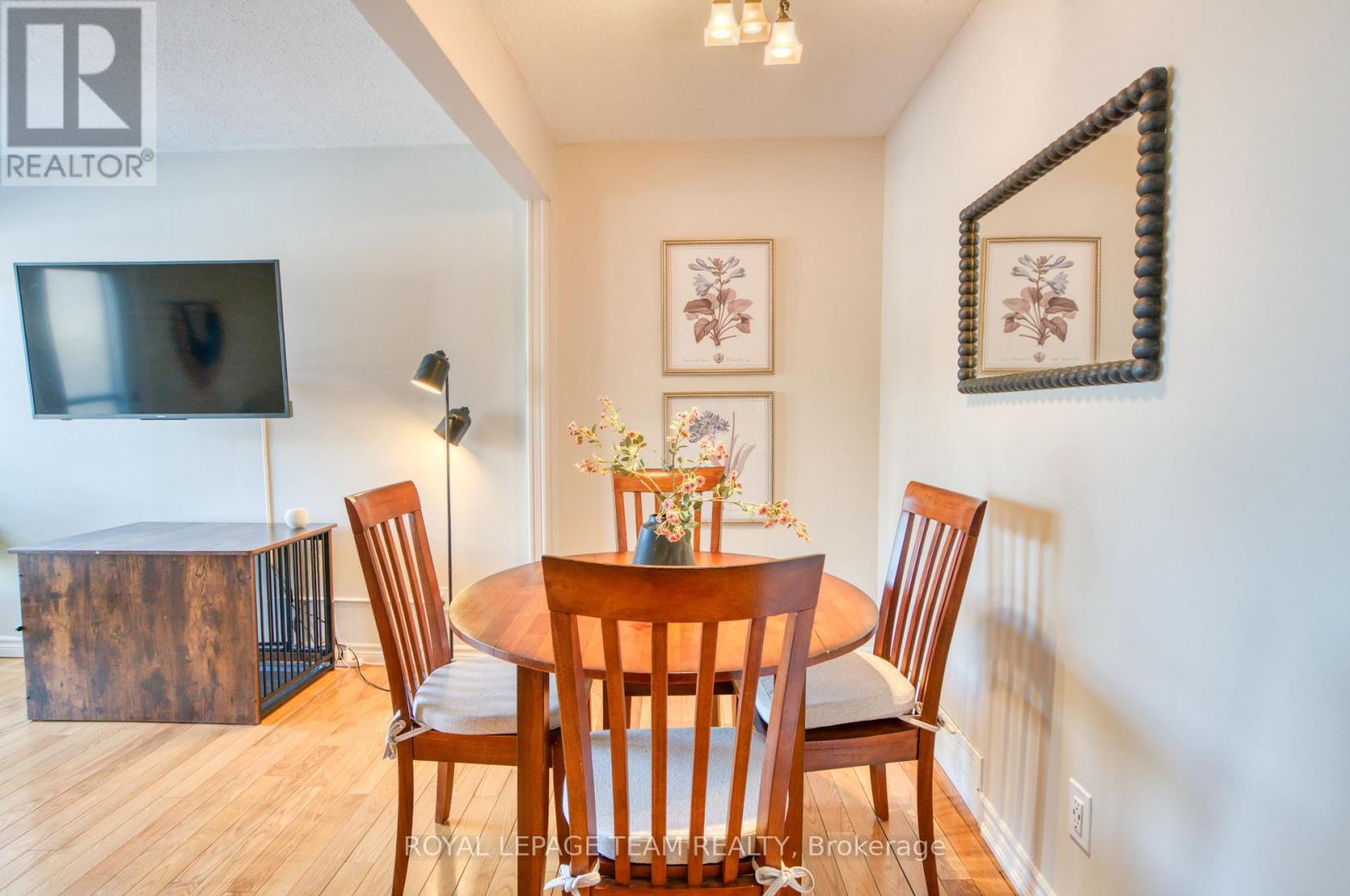 171 Mcclintock Way, Ottawa, Ontario  K2L 2A5 - Photo 11 - X12904382