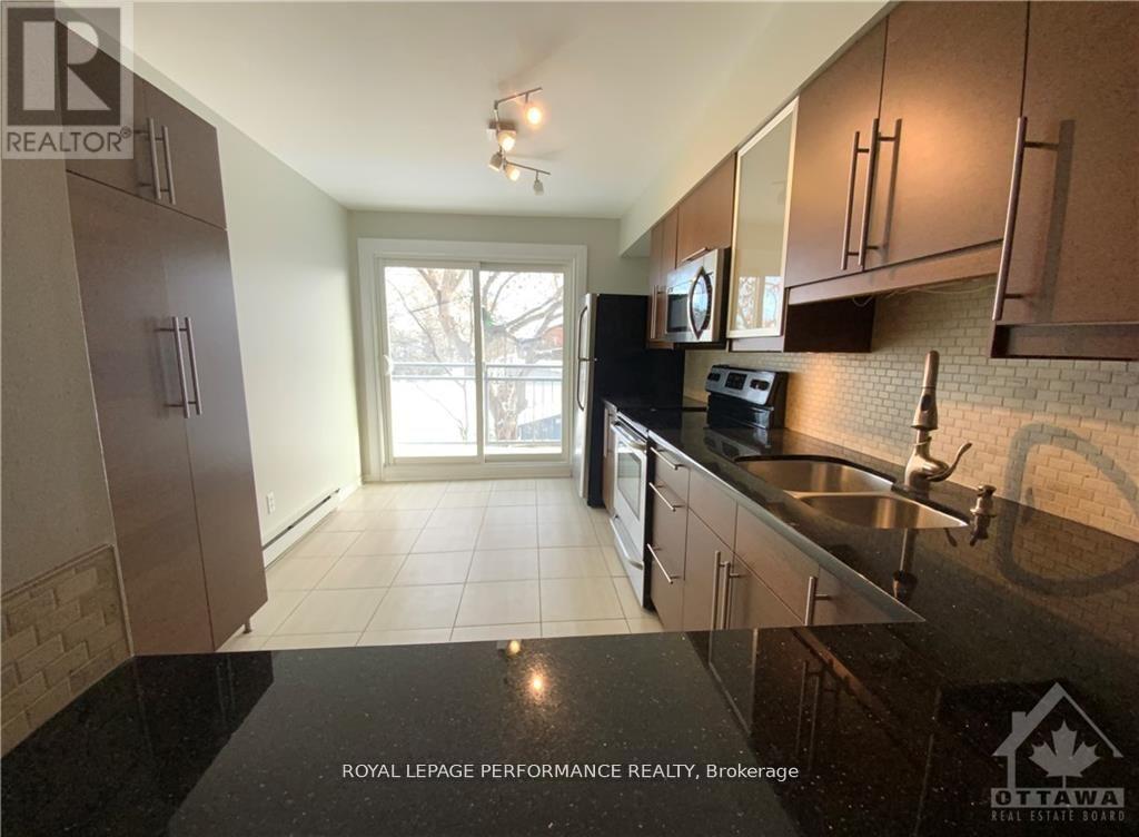 B - 185 Cumberland Street, Ottawa, Ontario  K1N 7H2 - Photo 10 - X12904406