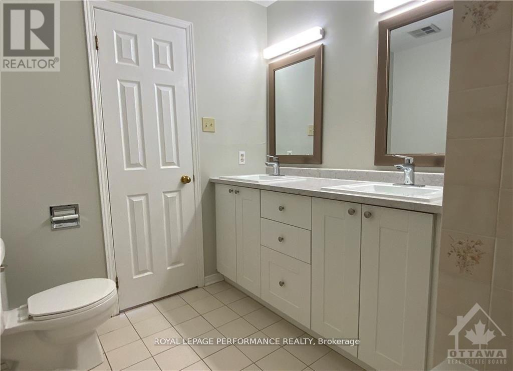 B - 185 Cumberland Street, Ottawa, Ontario  K1N 7H2 - Photo 17 - X12904406