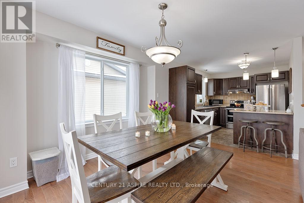 1042 Riverstone Street, Petawawa, Ontario  K8H 0B3 - Photo 11 - X12904318