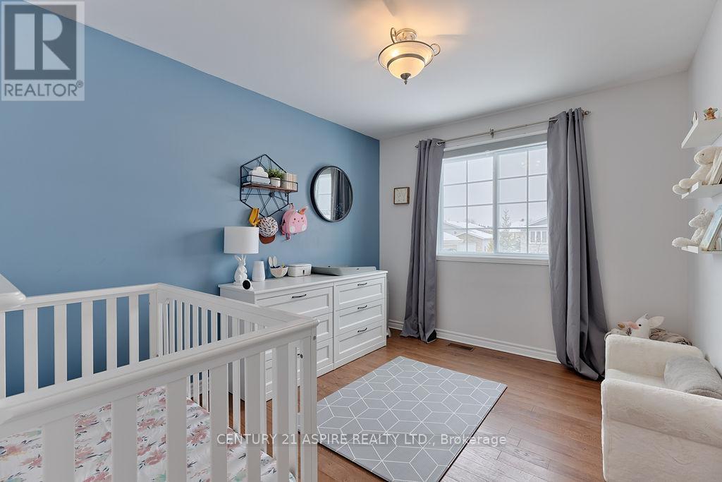 1042 Riverstone Street, Petawawa, Ontario  K8H 0B3 - Photo 21 - X12904318